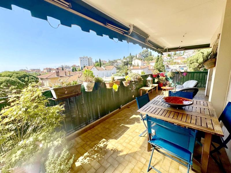 Appartement - 148 m² - 5 pièces