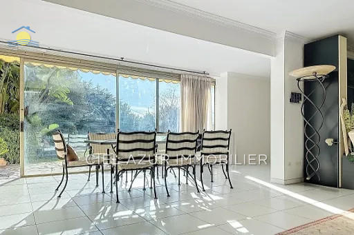 Appartement - 116 m² - 4 pièces