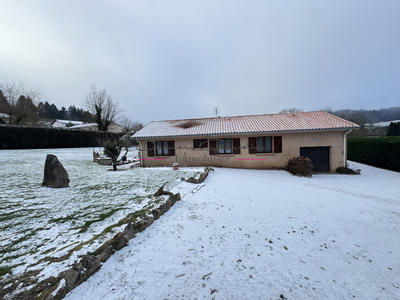 Maison - 90 m² - 5 pièces