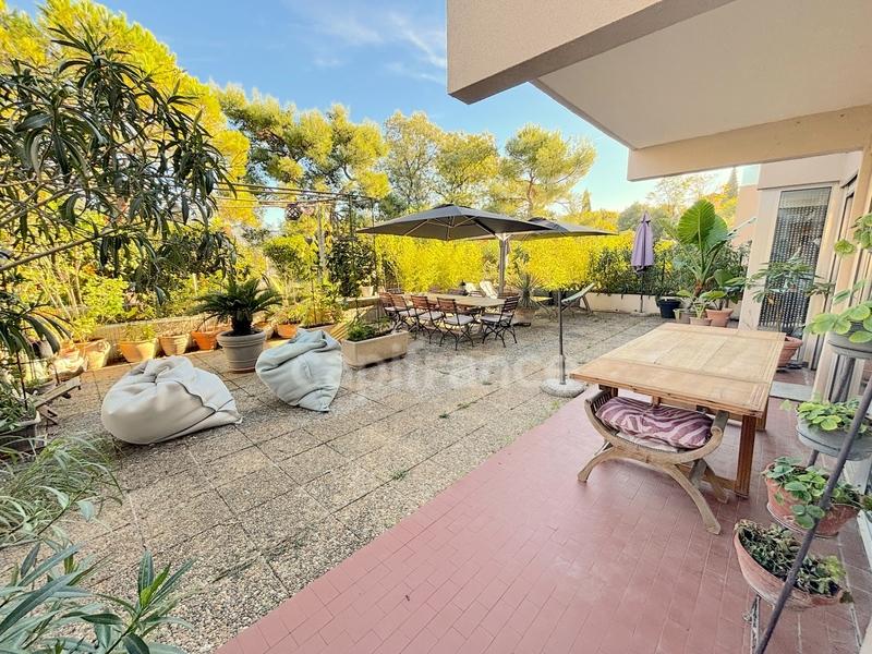 Appartement - 77 m² - 3 pièces