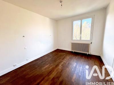 Maison - 68 m² - 5 pièces