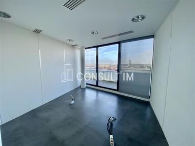 Bureau - 238 m²