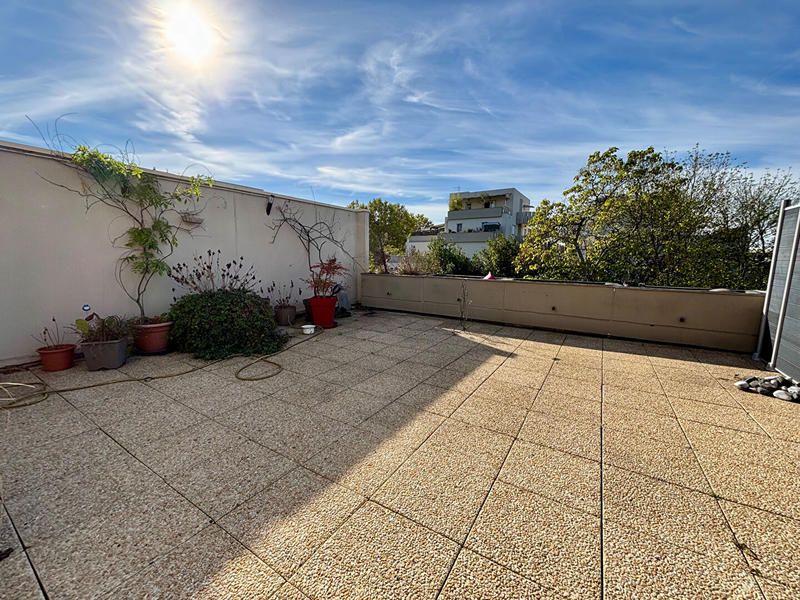 Appartement - 98 m² - 3 pièces