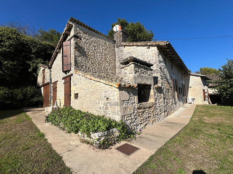 Maison - 190 m² - 7 pièces