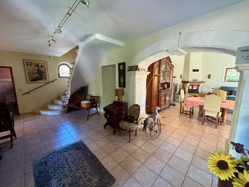 Maison - 190 m² - 7 pièces