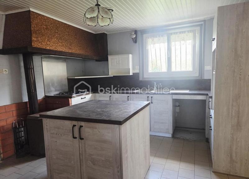 Maison - 170 m² - 7 pièces