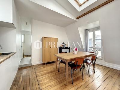 Appartement - 105 m² - 5 pièces