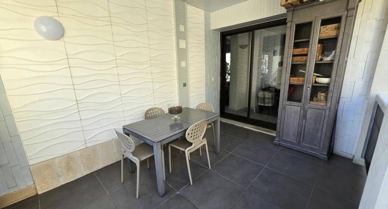 Appartement - 128 m² - 6 pièces