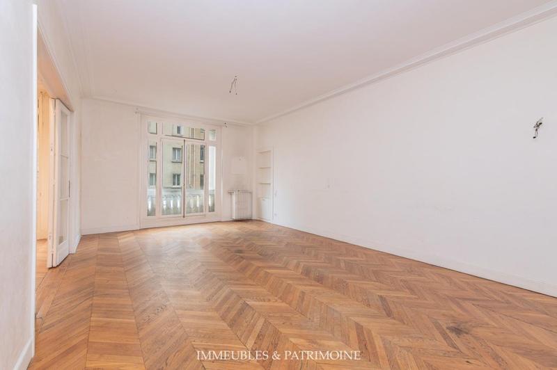 Appartement - 322 m² - 7 pièces