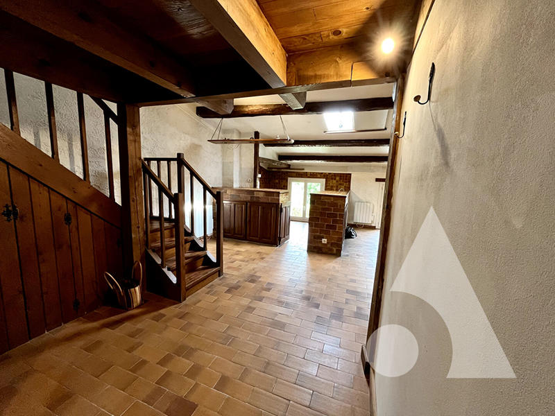 Appartement - 64 m² - 2 pièces