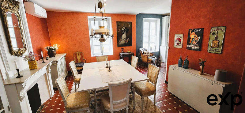 Maison traditionnelle - 177 m² - 7 pièces