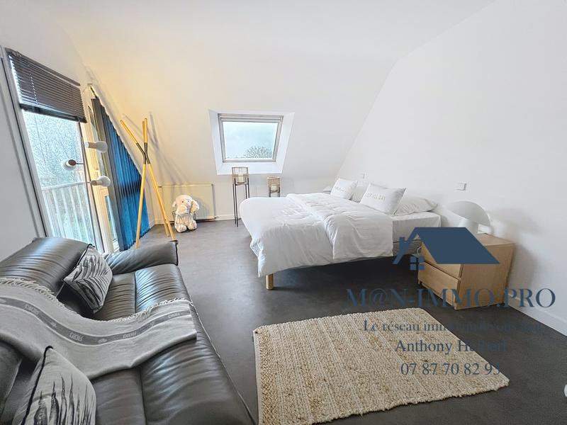 Maison contemporaine - 207 m² - 7 pièces