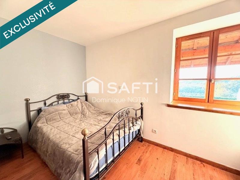 Maison - 370 m² - 9 pièces