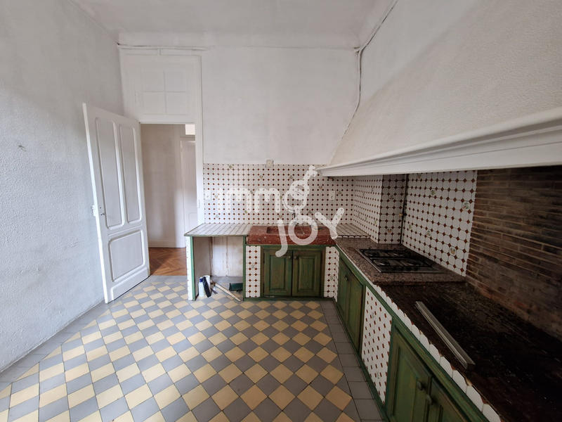 Appartement - 144 m² - 4 pièces