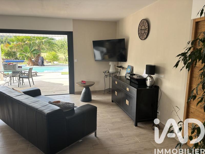 Maison - 110 m² - 4 pièces