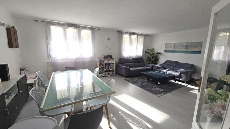 Appartement - 94 m² - 3 pièces