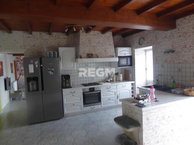 Propriété - 170 m² - 7 pièces