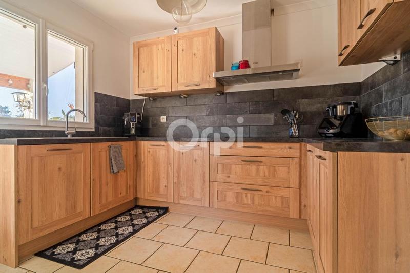 Maison - 206 m² - 6 pièces