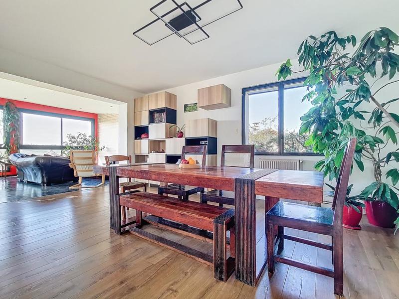 Maison - 160 m² - 5 pièces