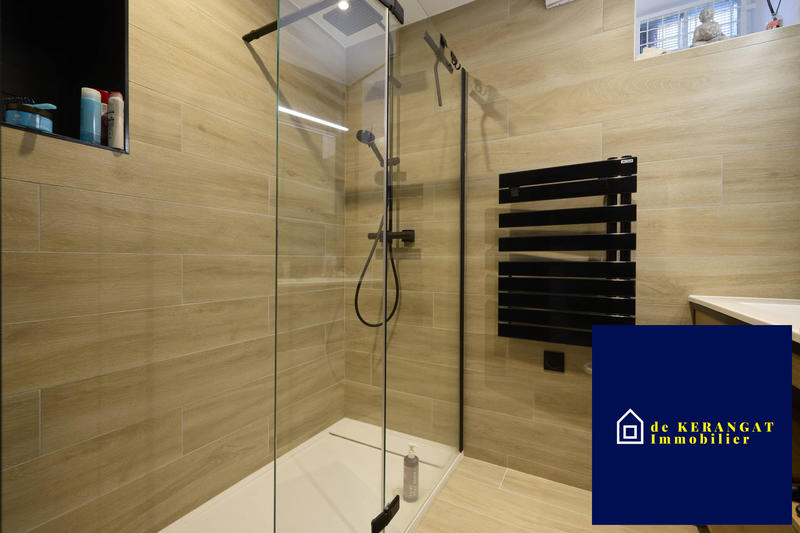 Maison - 163 m² - 7 pièces