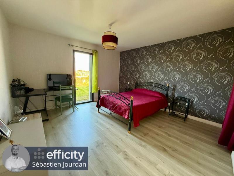 Maison - 138 m² - 6 pièces