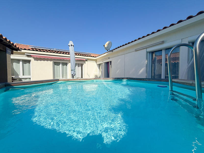 Maison - 97 m² - 5 pièces