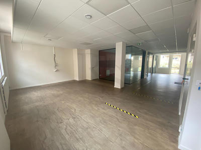 Local commercial - 190 m²