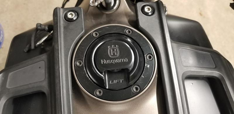 Husqvarna Svartpilen 401 husqvarna 0401 noir