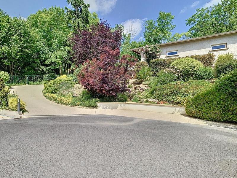 Maison - 180 m² - 7 pièces