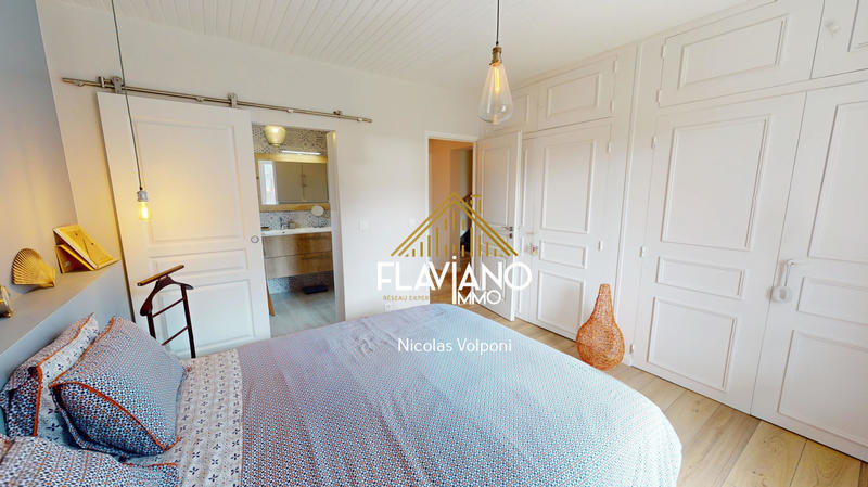 Appartement - 108 m² - 4 pièces