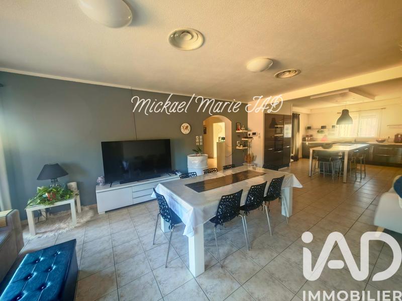 Maison - 180 m² - 7 pièces