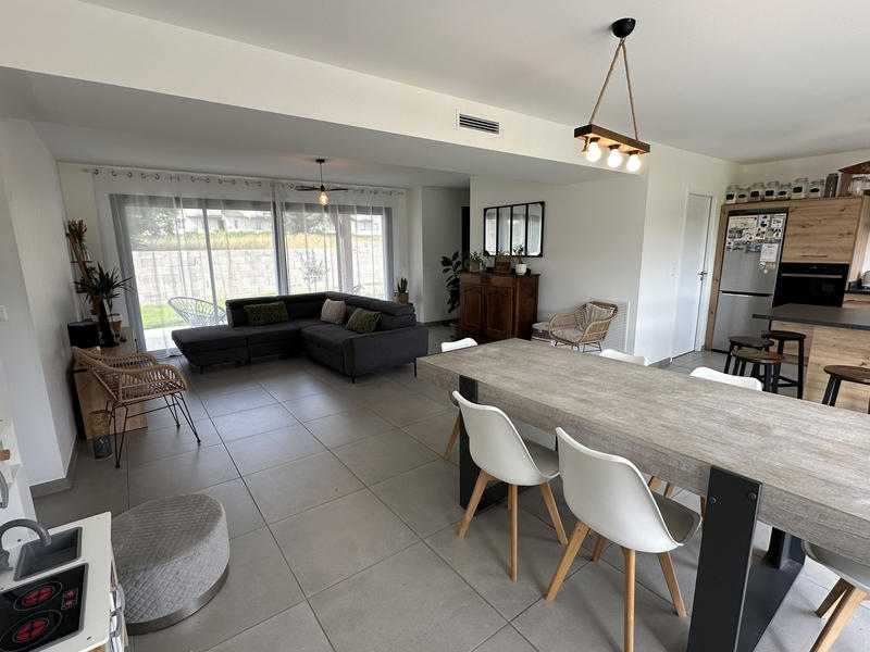 Maison - 111 m² - 4 pièces