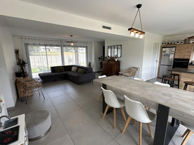 Maison - 111 m² - 4 pièces