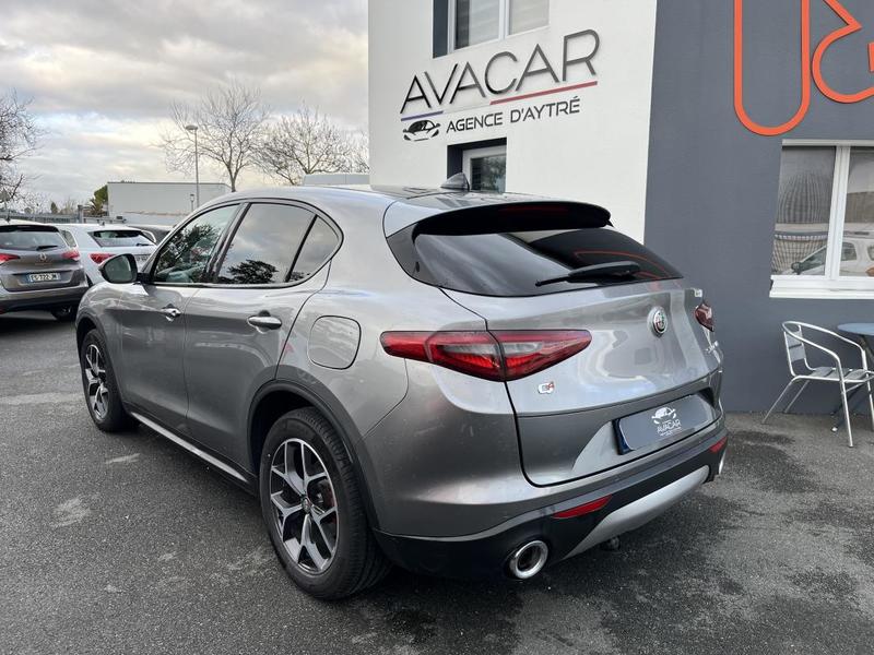 Alfa Romeo Stelvio 2.2 Jtd 210 Ch Finition Super Attelage Amovible *Distribution effectué en 2025