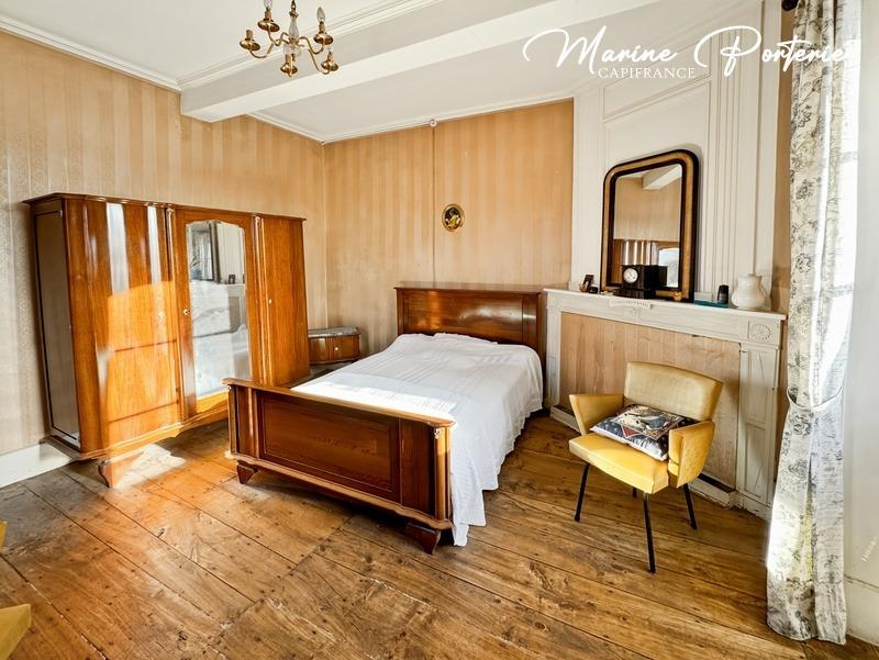 Maison en pierre - 220 m² - 6 pièces