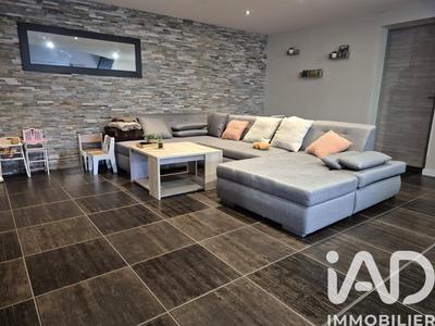 Maison - 236 m² - 8 pièces