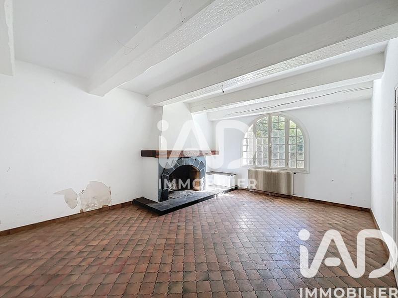 Maison - 305 m² - 8 pièces