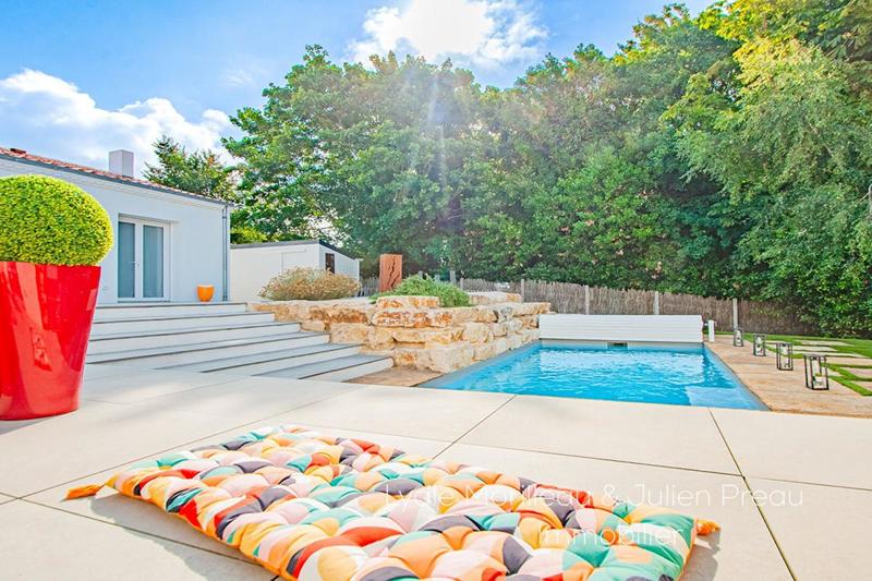 Maison - 174 m² - 7 pièces