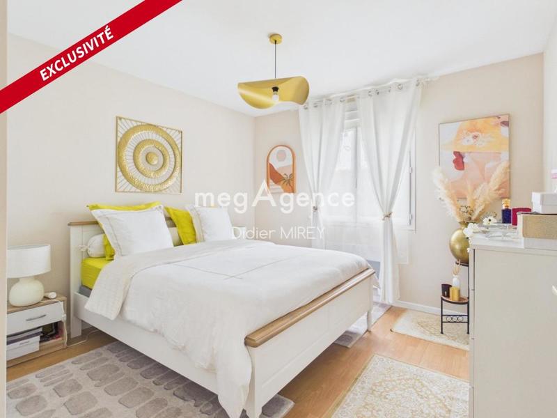 Pavillon - 99 m² - 4 pièces