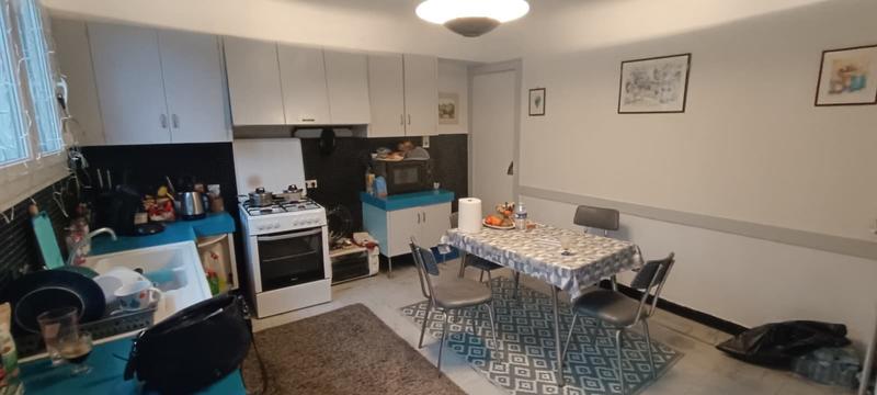 Maison - 200 m² - 8 pièces