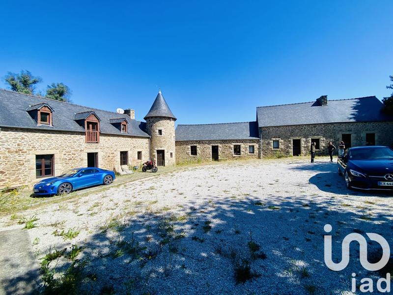 Maison - 301 m² - 11 pièces