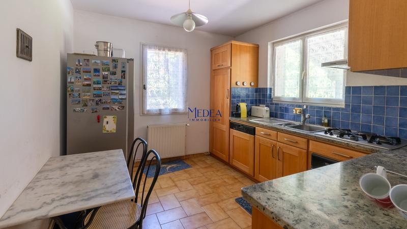 Villa - 128 m² - 8 pièces