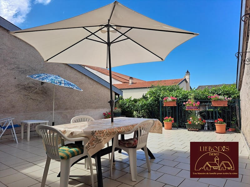 Maison - 185 m² - 8 pièces