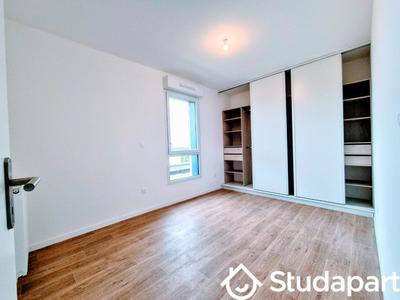 Chambre - 12 m² - 1 pièce