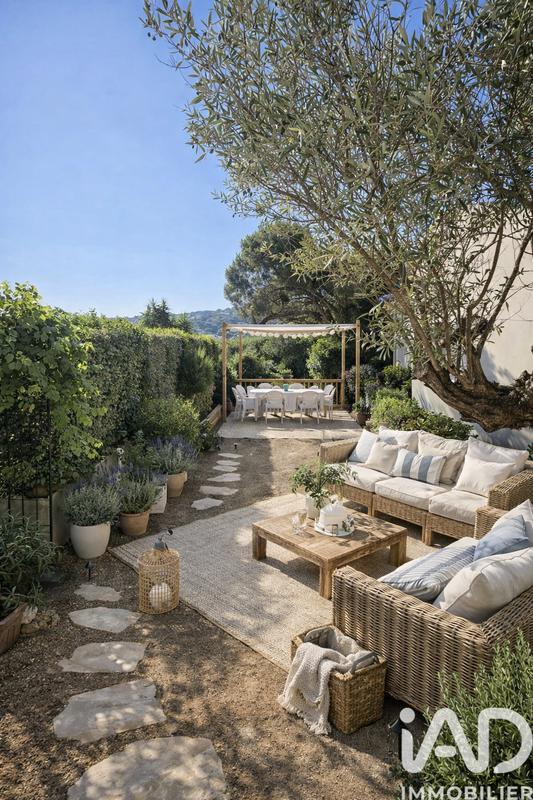 Maison de ville - 132 m² - 5 pièces