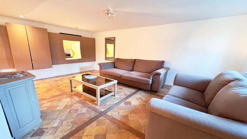 Maison - 432 m² - 10 pièces