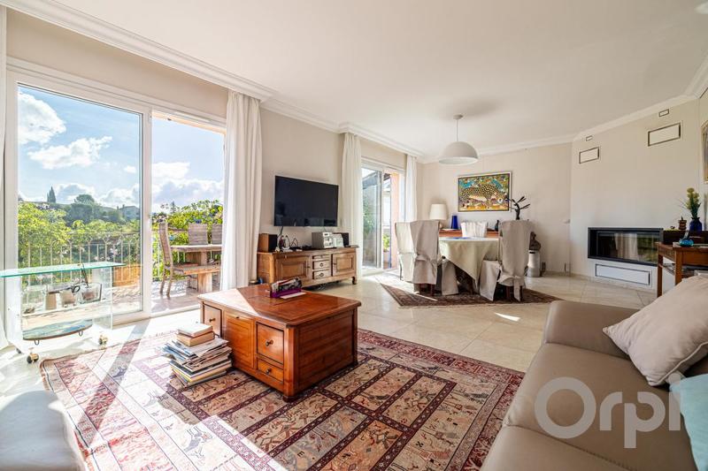 Villa - 190 m² - 6 pièces