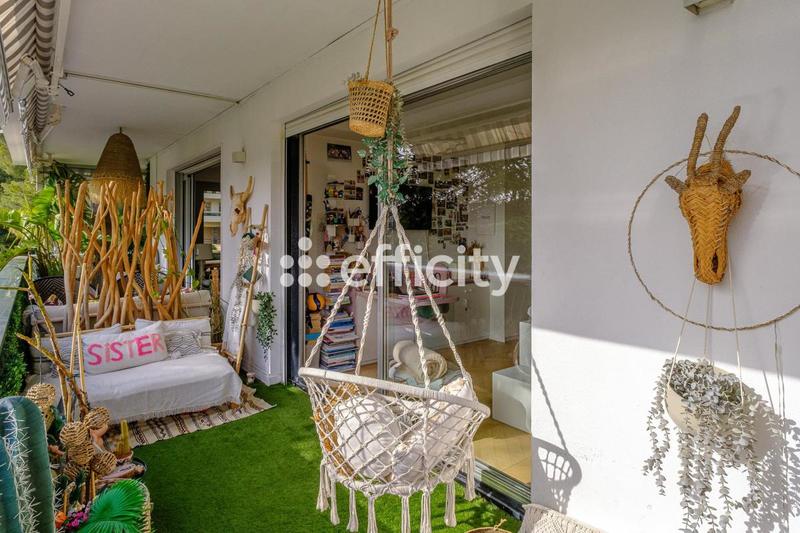 Appartement - 110 m² - 3 pièces