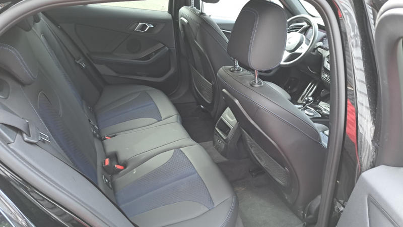 Bmw Série 1 F40 118i 136 Ch Dkg7 m Sport