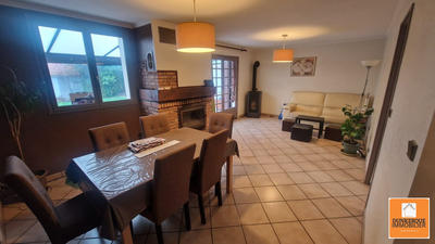 Maison - 104 m² - 4 pièces